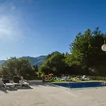 Multibaqueira 3*